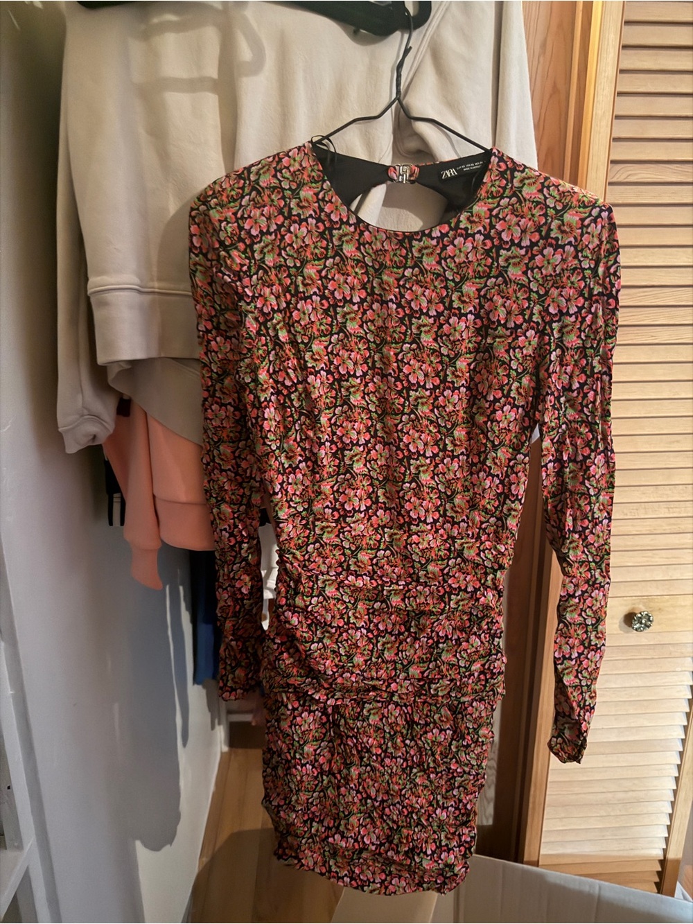 Zara Open back Long-Sleeve Floral Ruched Mini Dress